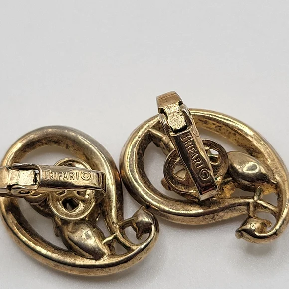 VTG Trifari Clear Rhinestones Pendant Necklace & Coordinating Earrings | SIGNED - Picture 7 of 12